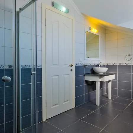 Orka Crystal Βίλα