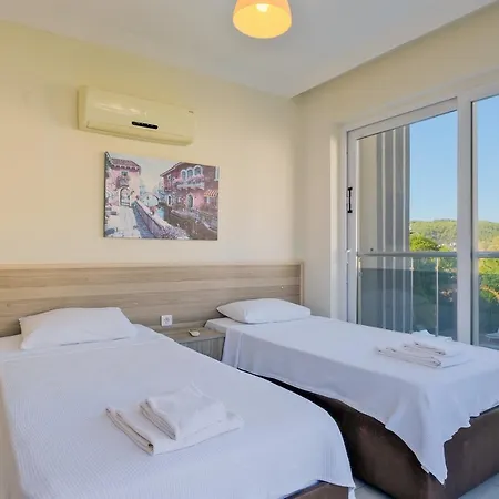 Βίλα Orka Crystal Ολουντενίζ