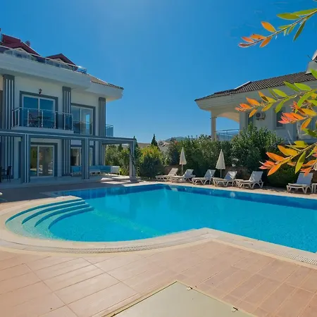 Βίλα Orka Crystal *