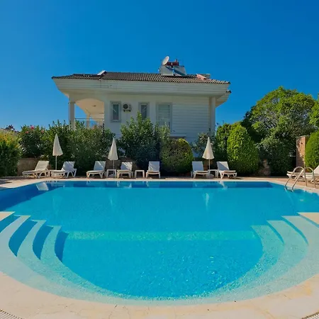 Orka Crystal Βίλα Ολουντενίζ