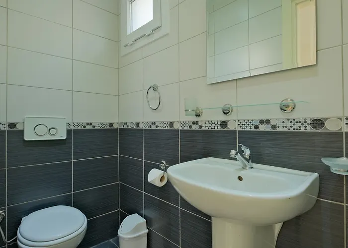 Orka Crystal Villa *